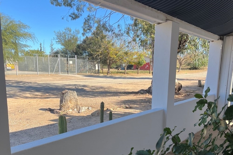 4 Bedroom Property for Sale in Steytlerville Eastern Cape